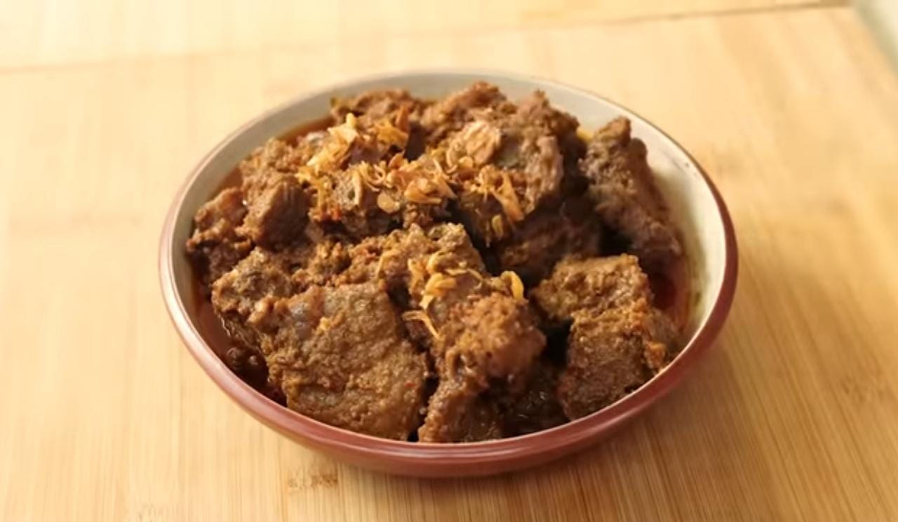 Rendang dengan bumbu Jawa